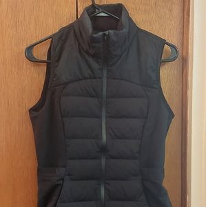 Lululemon Vest ( down for it all)